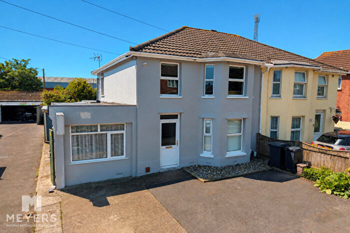 4 Bedroom Semi-Detached House For Sale In Windham Road, Bournemouth, BH1