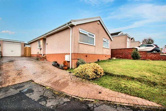 3 Bedroom Detached Bungalow For Sale In Lavender Lane, Carluke, ML8