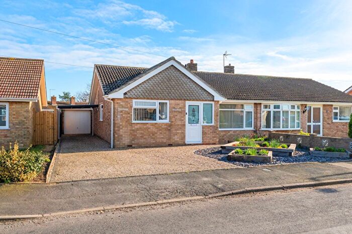 3 Bedroom Bungalow For Sale In Longfellow Road, Caister-On-Sea, NR30