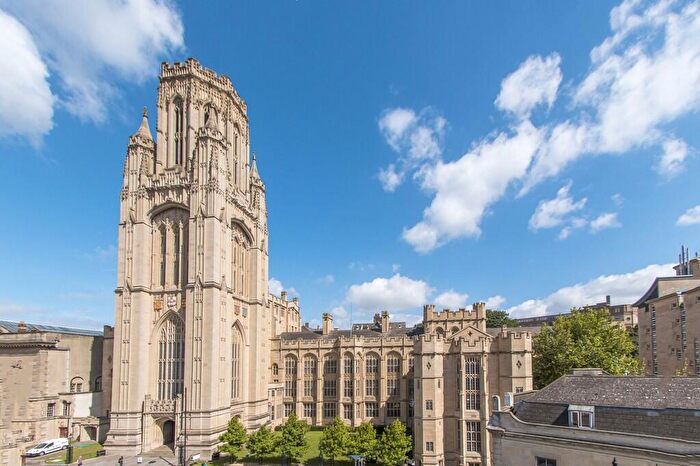 1 Bedroom Apartment To Rent In Apartment, Berkeley Avenue, BS1