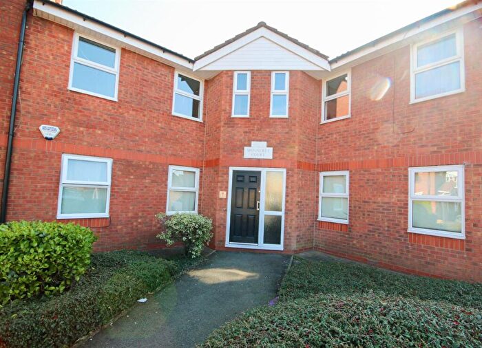 2 Bedroom Flat To Rent In Spinneret Court, Montonmill Gardens, Eccles, M30