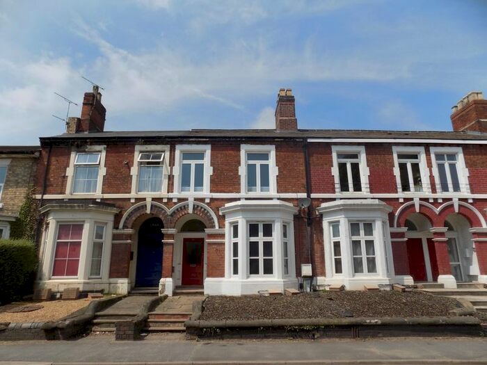 2 Bedroom Flat To Rent In Wolverhampton Road, Stafford ST17