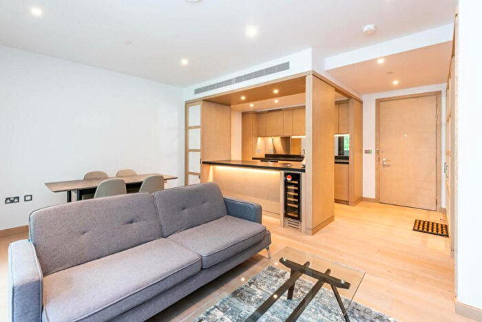 1 Bedroom Apartment To Rent In Viaduct Gardens, London, SW11