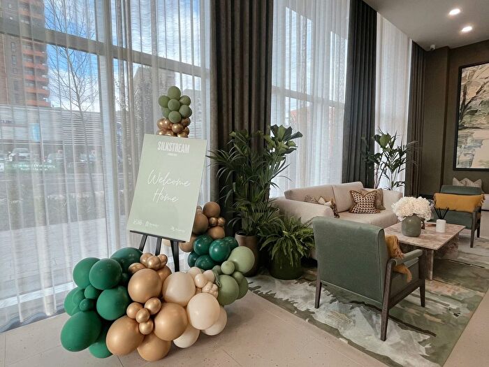 3 Bedroom Flat To Rent In The Hyde, London, NW9