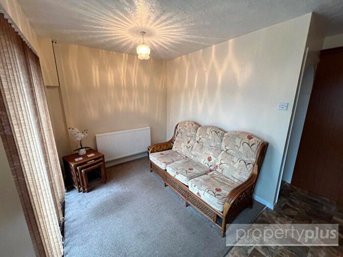 2 Bedroom Semi-Detached House For Sale In Tylcha Fach Estate, Porth, Rhondda Cynon Taff, CF39