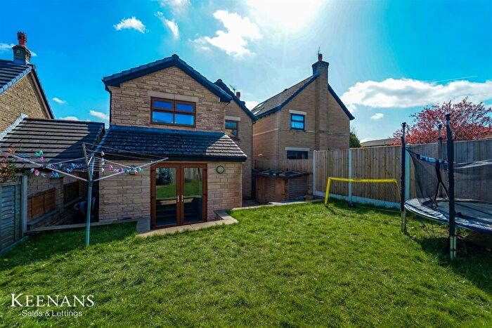 4 Bedroom Detached House For Sale In Foxcroft, Burnley, BB12