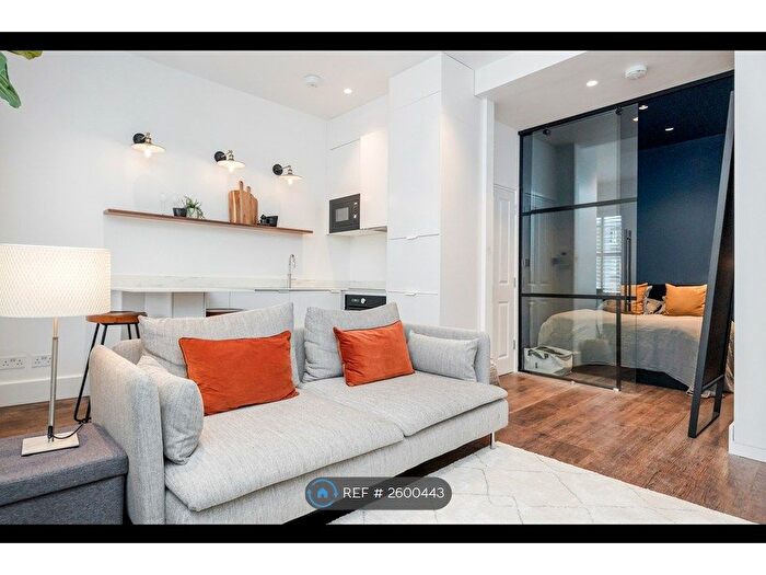 1 Bedroom Flat To Rent In Gaskarth Road, London, SW12