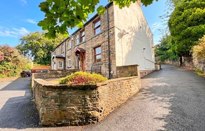 2 Bedroom End Of Terrace House For Sale In Quarry Lane, Tandem, HD5