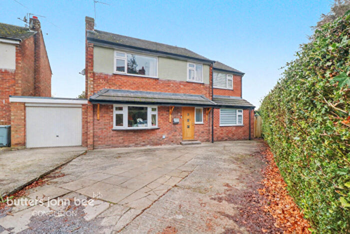 4 Bedroom Link Detached House For Sale In Newcastle Road, Congleton, CW12