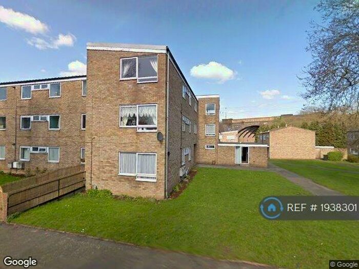 2 Bedroom Flat To Rent In Second Floor, Harpenden, AL5