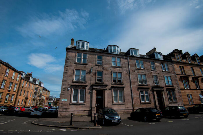 2 Bedroom Flat To Rent In Ardgowan Street, Inverclyde, Greenock, PA16