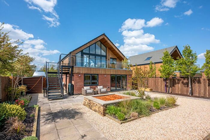 3 Bedroom Detached House For Sale In Arkle Chase, Lydiate, L31