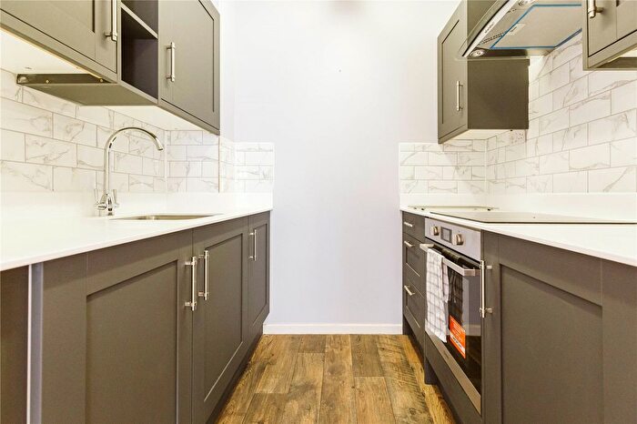 1 Bedroom Flat To Rent In Stokes Croft, Bristol, BS1