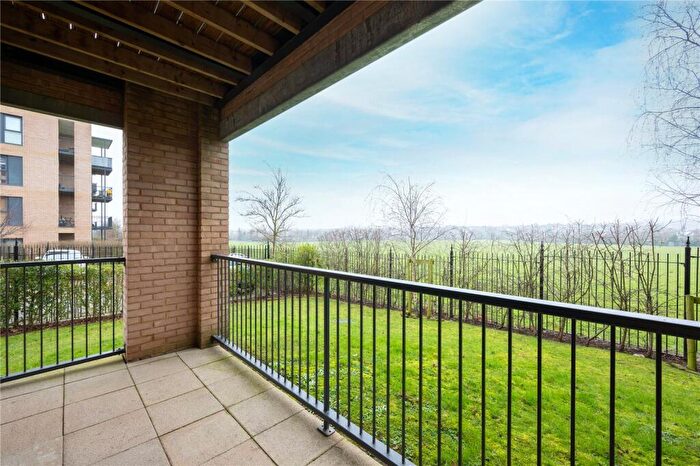 2 Bedroom Apartment For Sale In Swannell Way, London, NW2