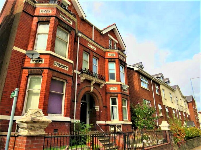2 Bedroom Flat To Rent In Wood Green Road, Wednesbury, WS10