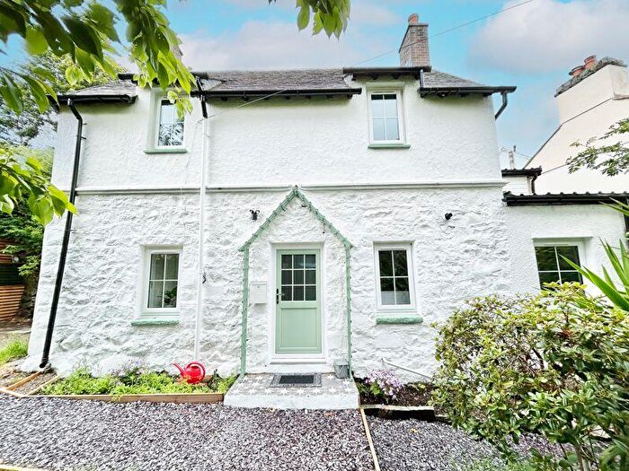 2 Bedroom Cottage For Sale In Mill Road, Llanfairfechan, LL33