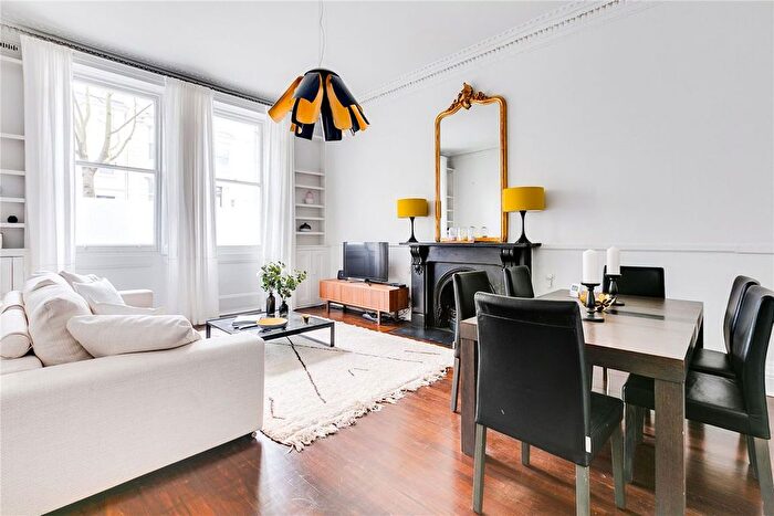 1 Bedroom Flat To Rent In Ladbroke Gardens, Notting Hill, W11