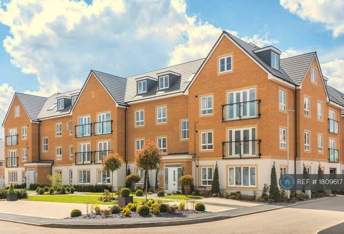 2 Bedroom Flat To Rent In Kenyonway, Slough, SL3