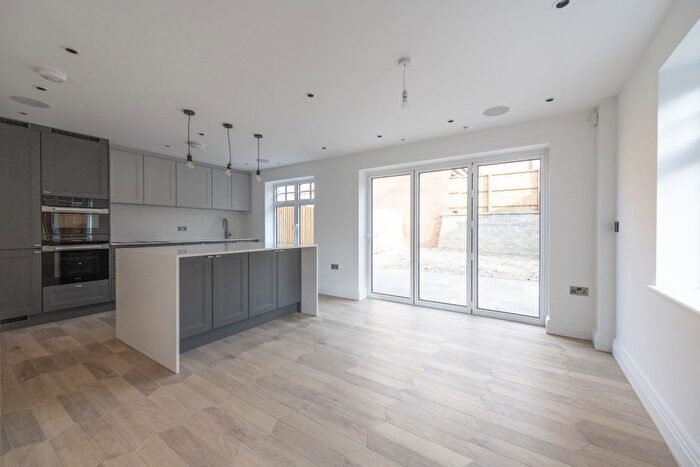 3 Bedroom Semi-Detached House To Rent In Winter Place, Crowborough, TN6