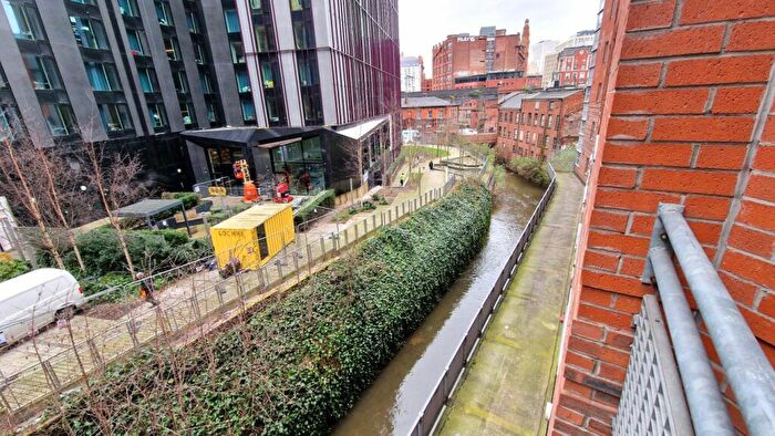 2 Bedroom Apartment To Rent In Montana House, Princess Street, M1