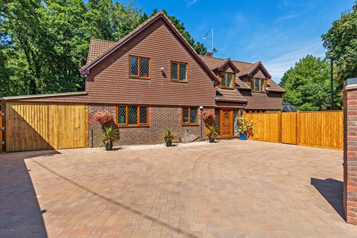 5 Bedroom Detached House For Sale In Boyes Lane, Colden Common, SO21
