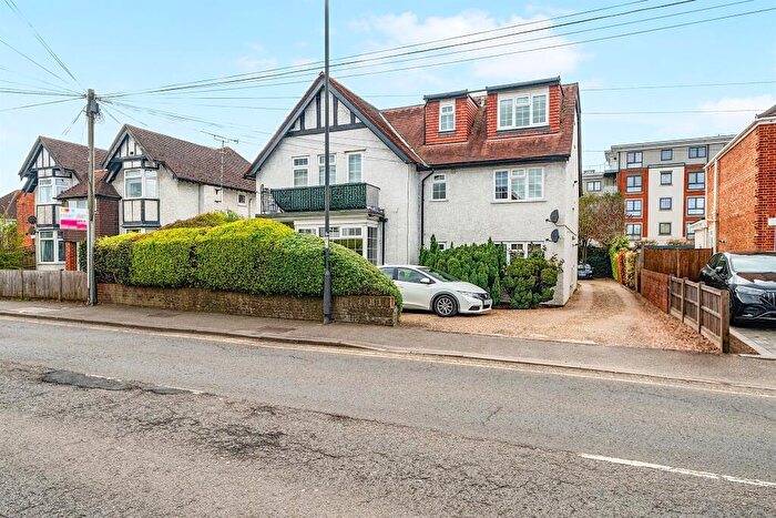 2 Bedroom Apartment For Sale In Forlease Road, Maidenhead, SL6
