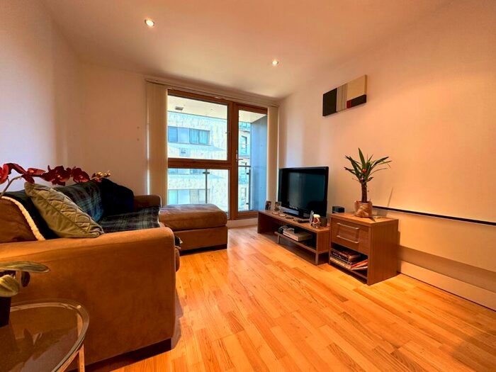 1 Bedroom Flat To Rent In Cartier House, The Boulevard, Leeds, West Yorkshire, LS10