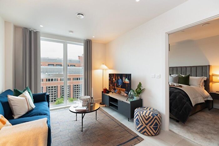 1 Bedroom Apartment To Rent In New York Square, Soyo, Quarry Hill, Leeds, West Yorkshire, LS2