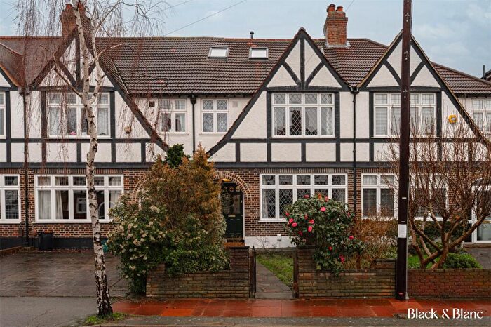 5 Bedroom Terraced House For Sale In Birchwood Avenue, Beckenham, BR3