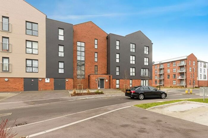 2 Bedroom Flat To Rent In Hobbs Way, Gloucester, GL2