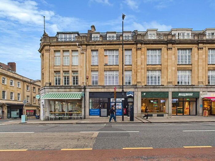 Studio To Rent In College Green, Bristol, BS1
