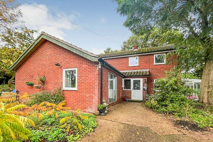 4 Bedroom Detached House For Sale In High Road, Needham, Harleston, IP20