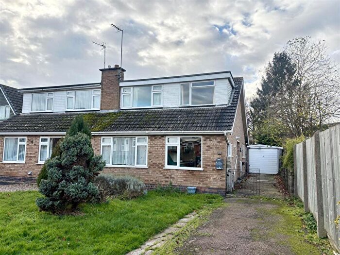 3 Bedroom Semi-Detached House For Sale In Balmoral Avenue, Shepshed, LE12