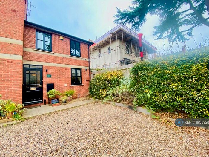 3 Bedroom Terraced House To Rent In Portland Place West, Leamington Spa, CV32