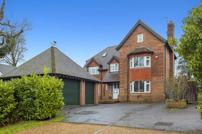 6 Bedroom Detached House To Rent In Chinthurst Lane, Shalford, Guildford, GU4