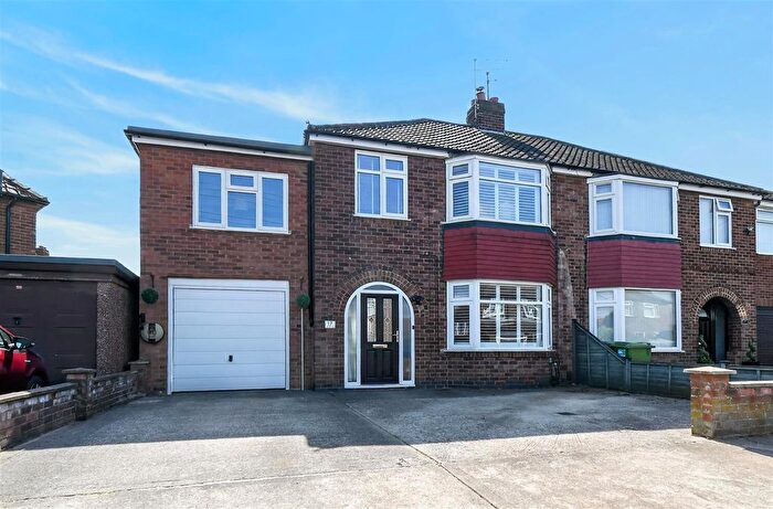 5 Bedroom Semi-Detached House For Sale In Cranbrook Avenue, Boroughbridge Road, YO26