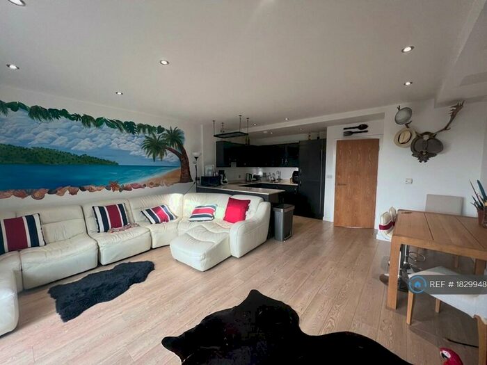 2 Bedroom Flat To Rent In Shipman Road, London, E16