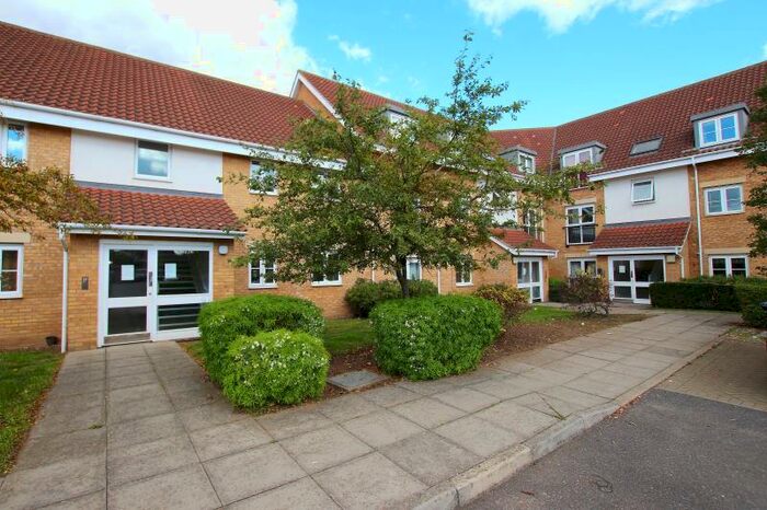 2 Bedroom Apartment To Rent In Lime Kiln Close, Peterborough, PE3