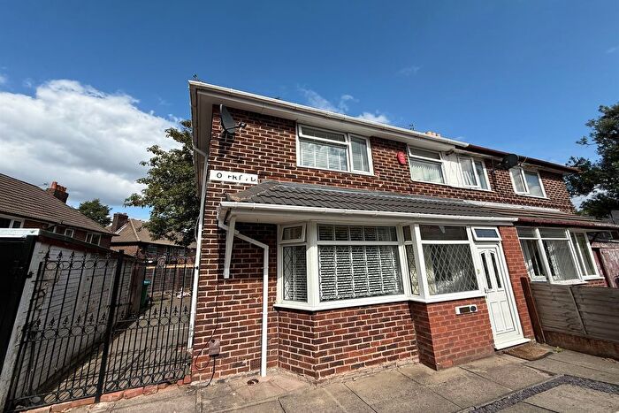 3 Bedroom Semi-Detached House To Rent In Covert Road, Manchester, M22