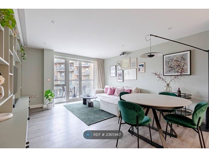 2 Bedroom Flat To Rent In Highfield Court, London, N1