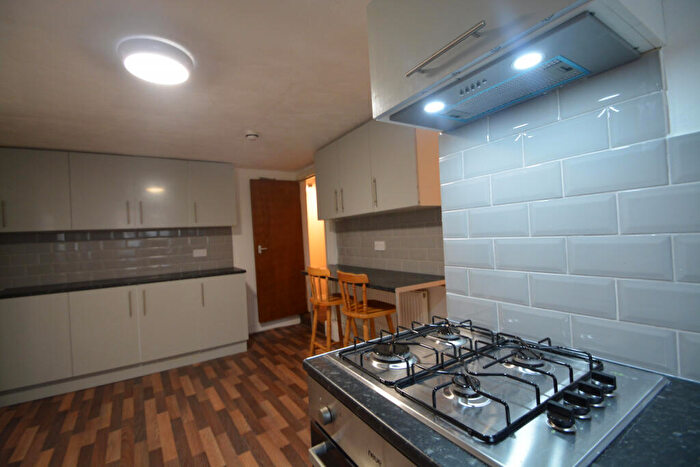 6 Bedroom House To Rent In Richmond Avenue, Leeds, LS6