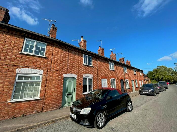 2 Bedroom Property To Rent In Church Road, Long Itchington, Southam, CV47