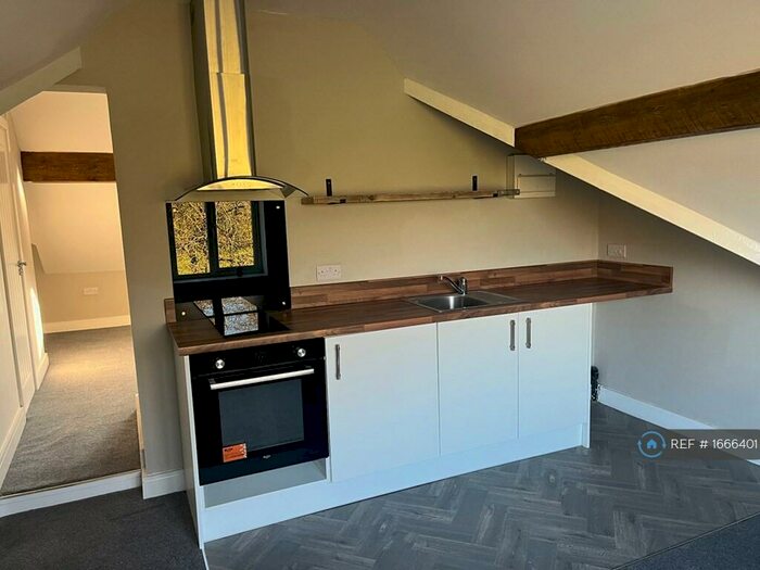 1 Bedroom Flat To Rent In Alexandra Road, Newcastle Under Lyme, ST5