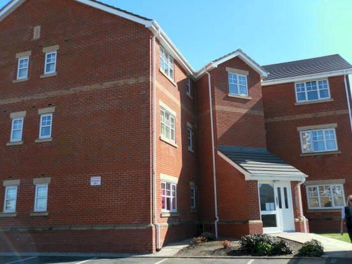 2 Bedroom Flat To Rent In Westpark Close, Skelmersdale, WN8