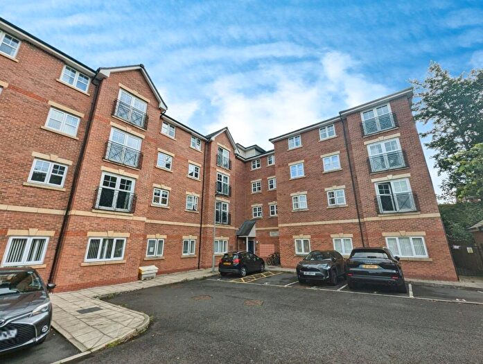 2 Bedroom Apartment To Rent In Ladybarn Court, Manchester, M14
