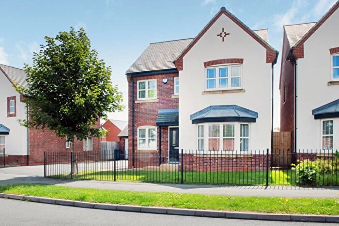 4 Bedroom Detached House For Sale In Alton Way, Littleover, DE23