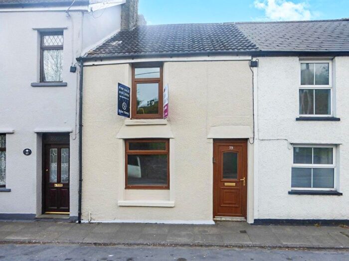 2 Bedroom Property To Rent In Newbridge Road, Llantrisant, Pontyclun, CF72