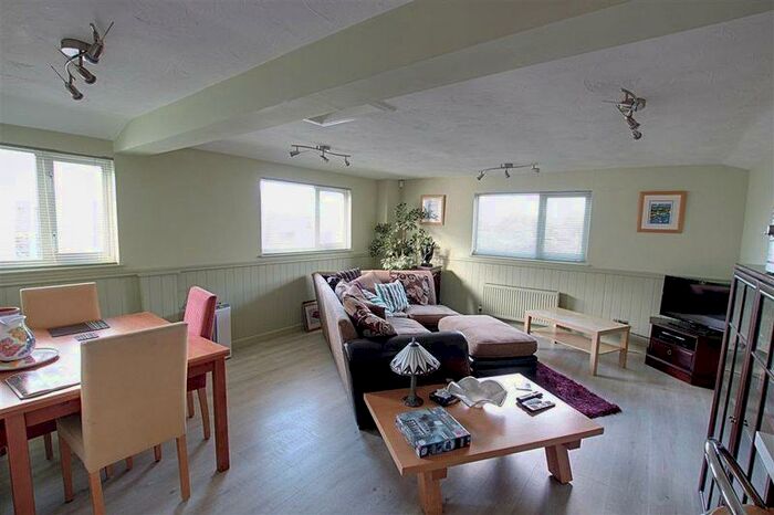 1 Bedroom Flat To Rent In Clivey, Dilton Marsh, BA13