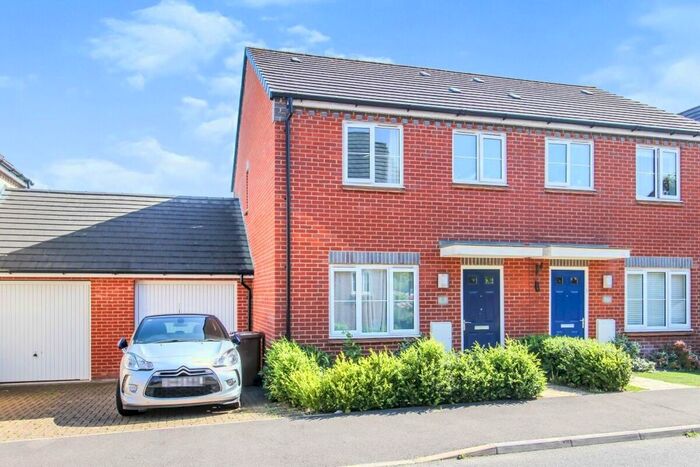 3 Bedroom Semi-Detached House To Rent In Rimini Road, Andover, SP11