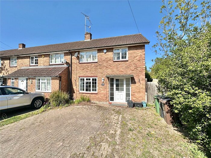 3 Bedroom Semi-Detached House To Rent In Hunters Ride, Bricket Wood, St. Albans, Hertfordshire, AL2